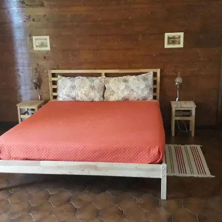 Bed & Breakfast Tana Dell'elfo Gavi